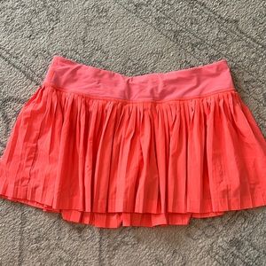 Pink pleated lululemon tennis skirt